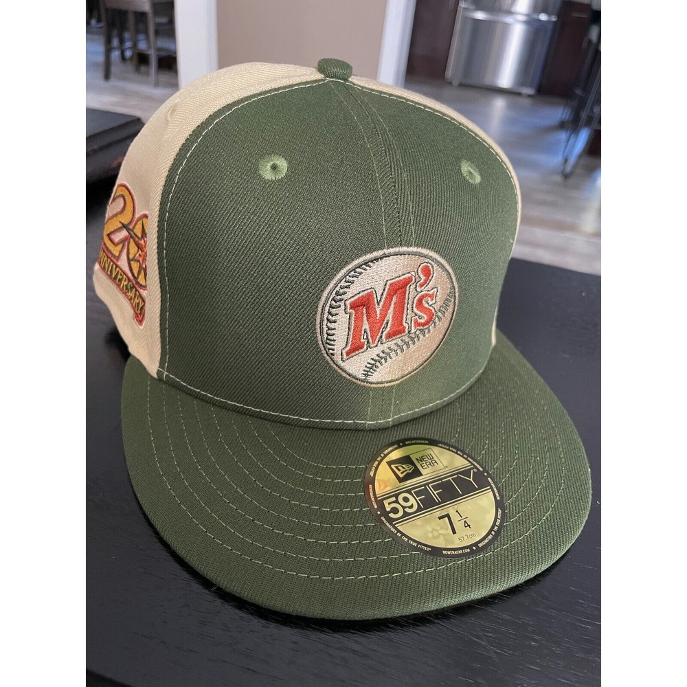 Men’s Size 7 1/4 New Era Seattle Mariners Cooperstown Collection Fitted Hat